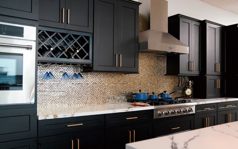 Builder project · Shaker White